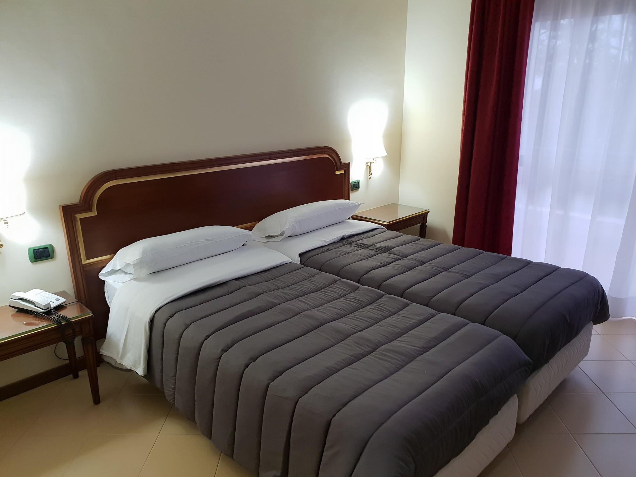 Hotel Sakura Torre del Greco Kültér fotó