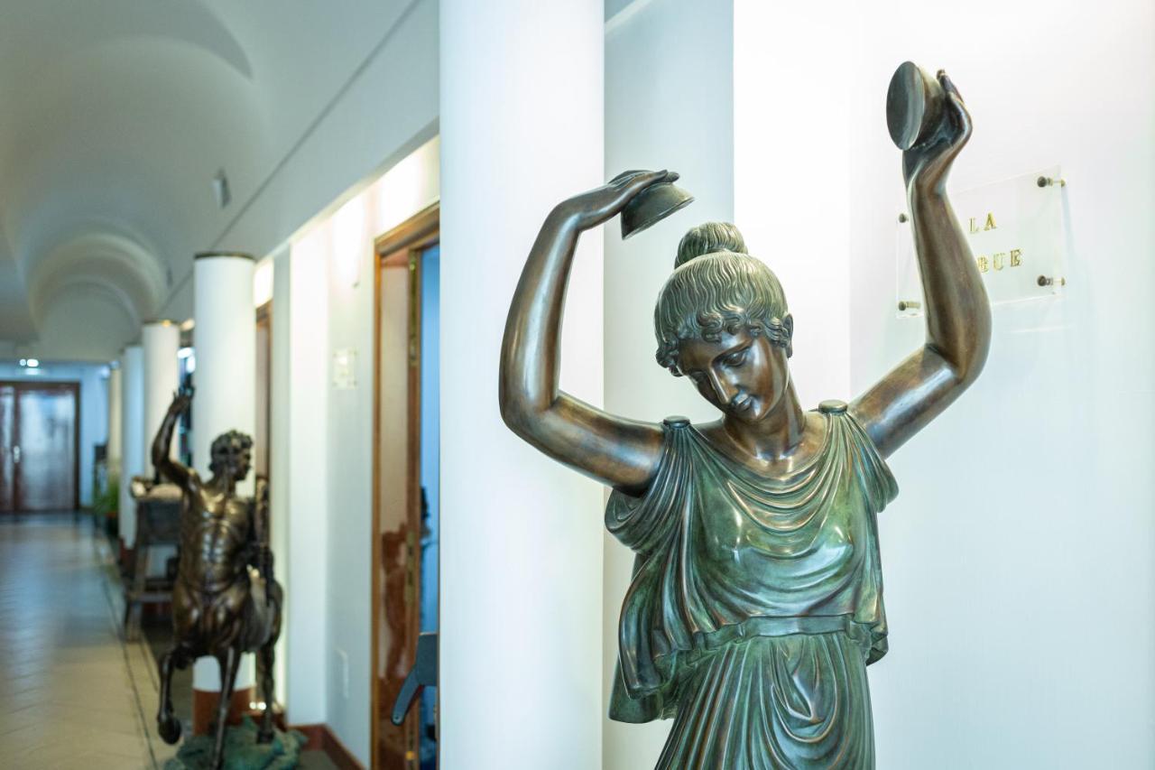 Hotel Sakura Torre del Greco Kültér fotó
