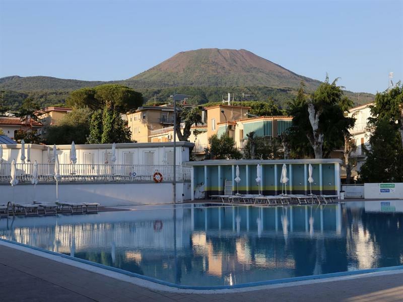 Hotel Sakura Torre del Greco Kültér fotó
